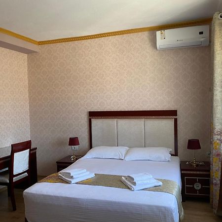 British Hotel Pogradec Ngoại thất bức ảnh