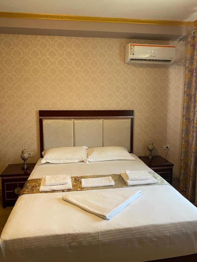 British Hotel Pogradec Ngoại thất bức ảnh
