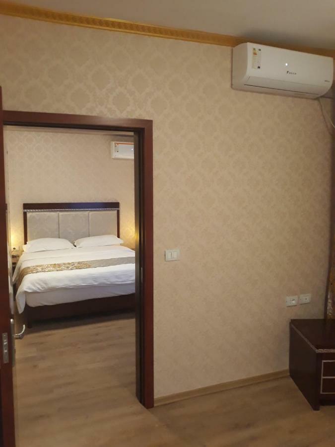 British Hotel Pogradec Ngoại thất bức ảnh